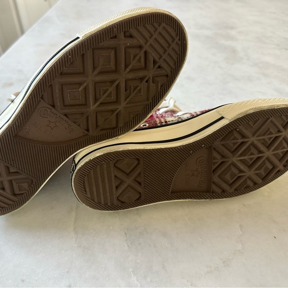 BRAND NEW CONVERSE FALL PLAID BURGUNDY/WHITE CHUCKS - Picture 6 of 7